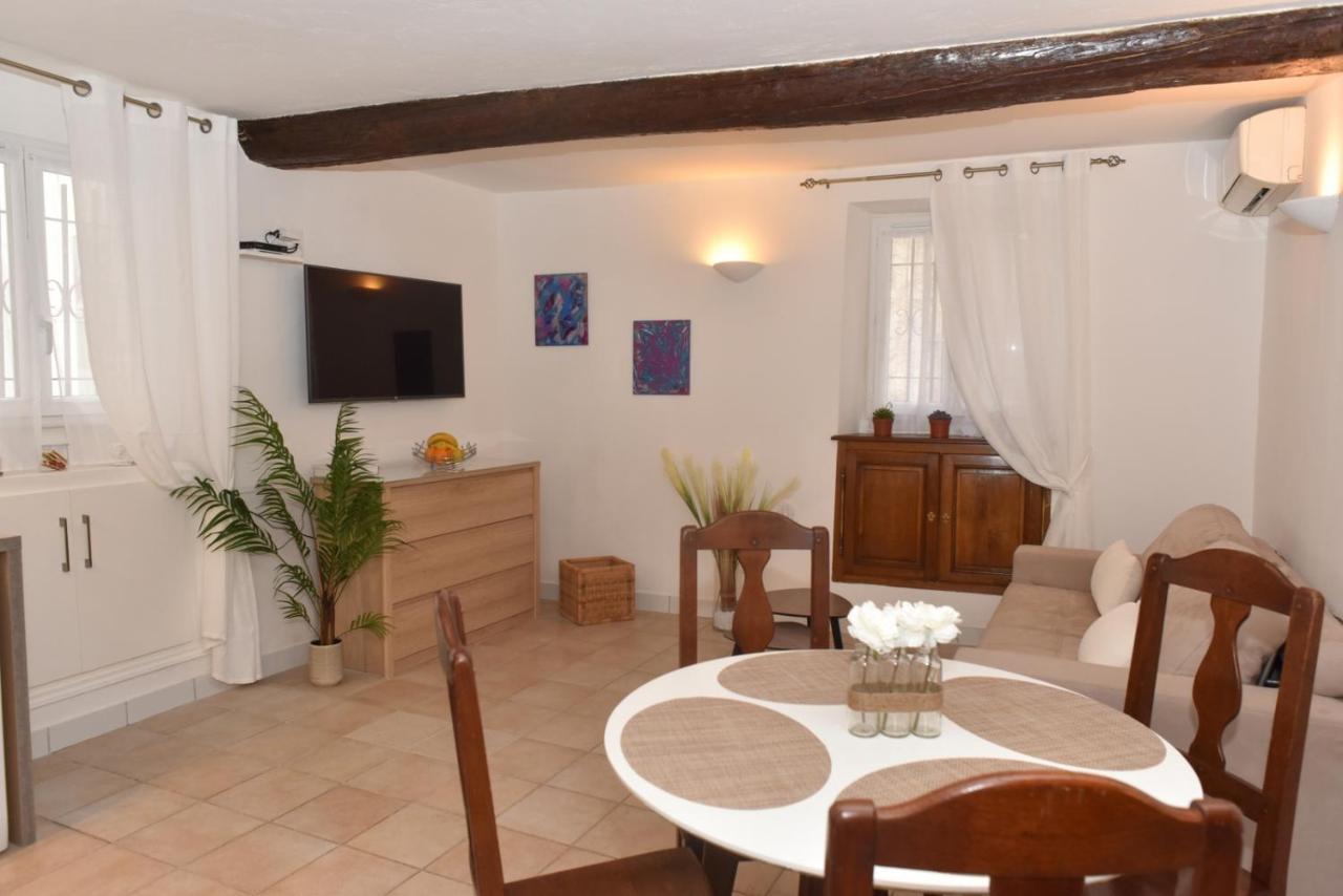 Casa Mia Apartment อองทีบส์ ภายนอก รูปภาพ